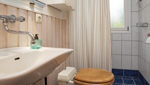 Unclassified image, 5 of 24, button - Secluded Holiday Home in Lolland With Terrace (Rodby)
