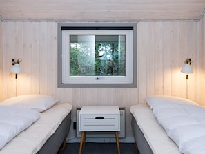 4 bedrooms