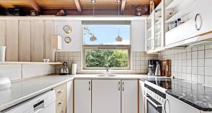 10 Person Holiday Home in Hadsund