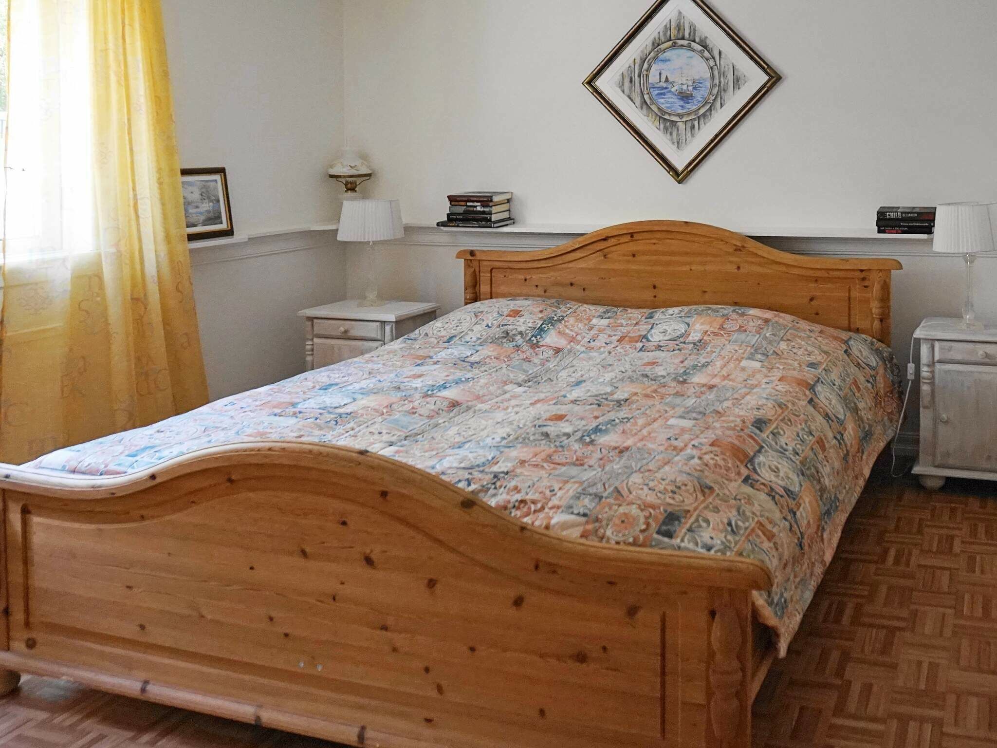 Room - 5 Person Holiday Home in Ytterby (Ytterby)