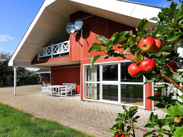 House | Exterior