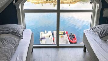 House | 5 bedrooms, individually furnished