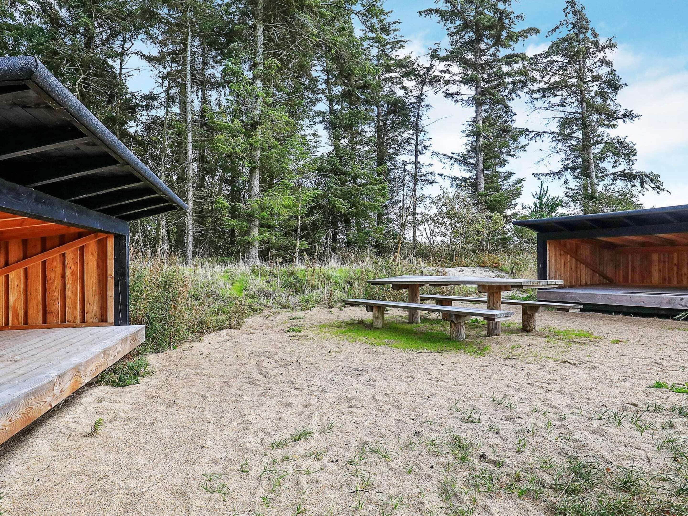 House | Outdoor dining