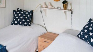 Unclassified image, 4 of 33, button - 5 Person Holiday Home in Västervik (Vastervik)