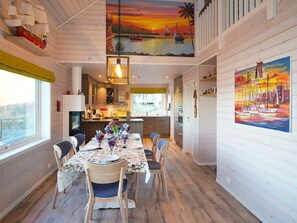 House | Dining