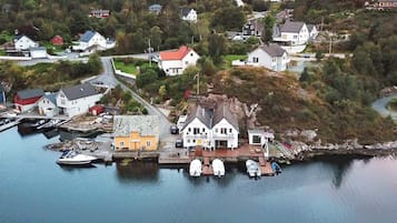 House | Lake view