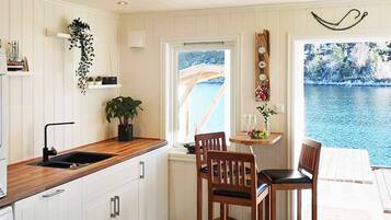 House | Private kitchen