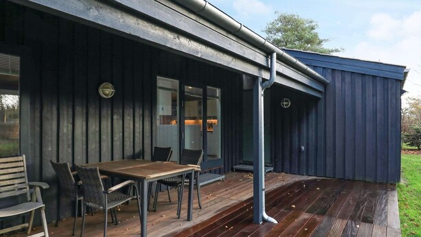 House | Outdoor dining