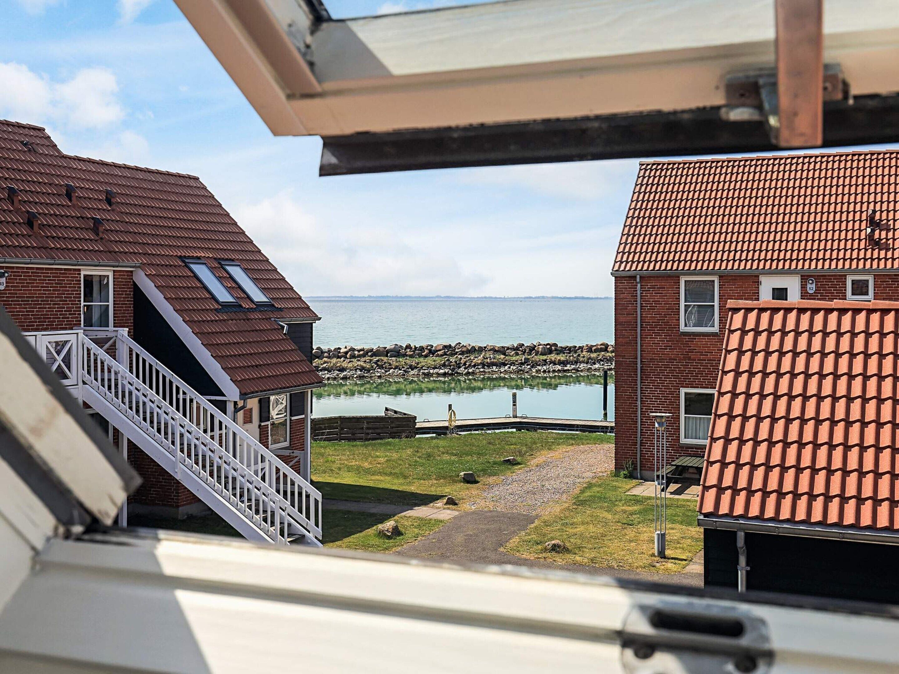 Apartment | Water view