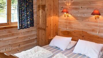 House | 2 bedrooms, individually furnished, bed sheets