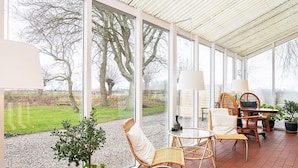 Balcony - Garden-view Holiday Home in Funen With Terrace (Bogense)