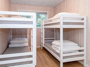 4 bedrooms