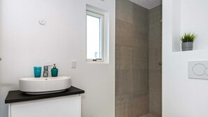 House | Bathroom