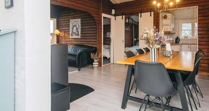 Vibrant Holiday Home in Jutland near Sea