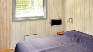2 bedrooms, cribs/infant beds - Vibrant Holiday Home in Falster With Roofed Terrace (Vaeggerlose)