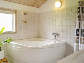 Spa treatment - 10 Person Holiday Home in Humble (Sydlangeland)