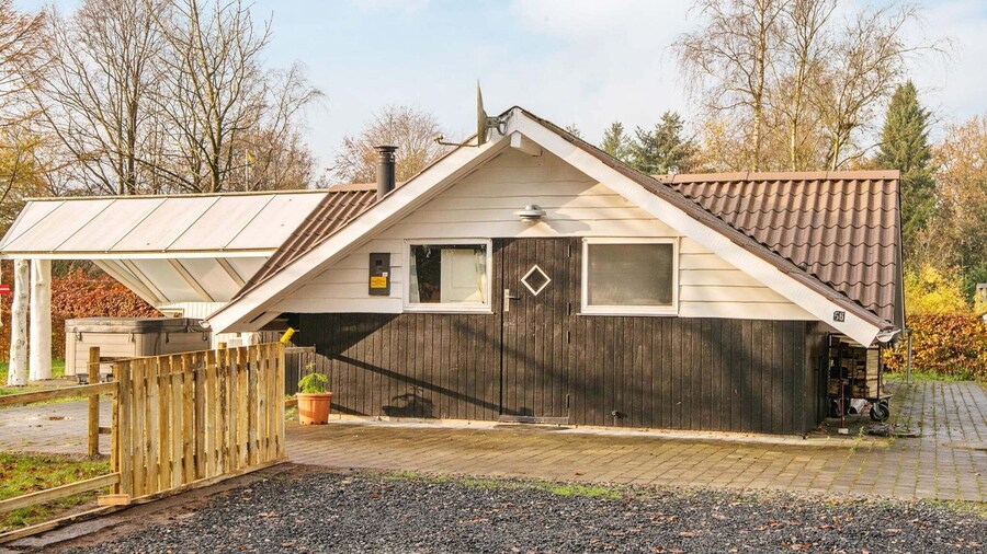 6 Person Holiday Home in Ansager