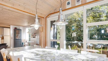 House | Dining
