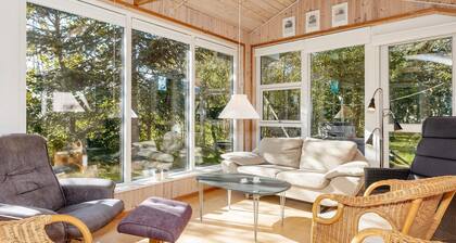 8 Person Holiday Home in Thyholm