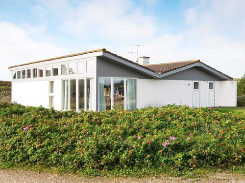 10 Person Holiday Home in Hvide Sande