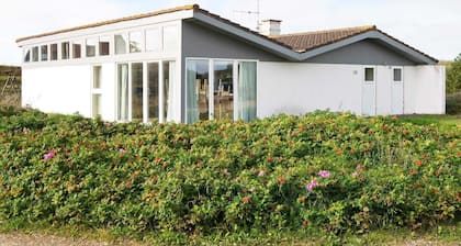 10 Person Holiday Home in Hvide Sande