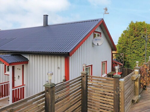 5 Person Holiday Home in Upphärad