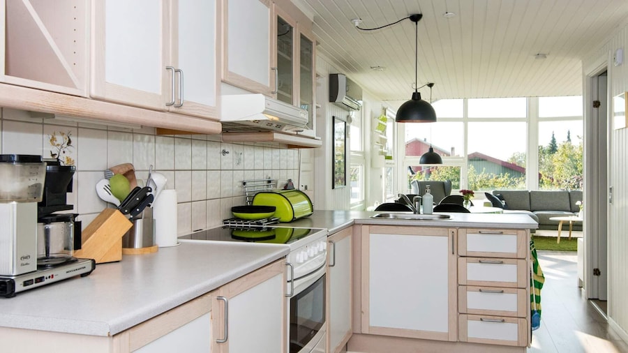 6 Person Holiday Home in Hejls