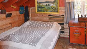 House | 2 bedrooms, individually furnished