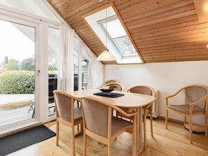 House | Dining
