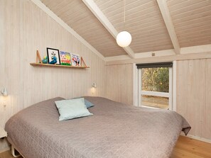 3 bedrooms
