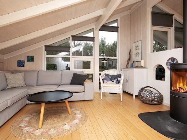 3 bedrooms