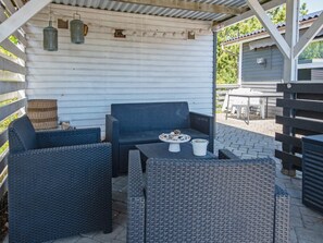 House | Terrace/patio