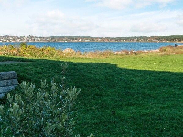 House | Water view