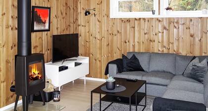 10 Person Holiday Home in Lyngdal