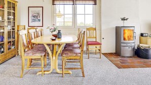 Unclassified image, 4 of 17, button - Alluring Holiday Home in Hvide Sande With Terrace (Hvide Sande)
