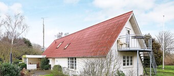 6 Person Holiday Home in Bogense