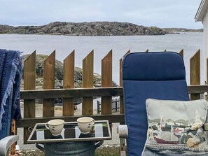 House | Water view