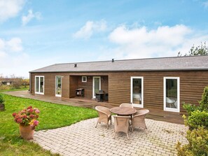 Outdoor dining - Elegant Holiday Home in Knebel With Sauna (Knebel)