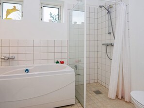 Spa treatment - Elegant Holiday Home in Knebel With Sauna (Knebel)