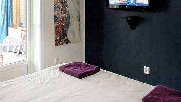 2 bedrooms, individually furnished