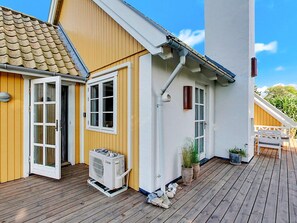 Exterior - 8 Person Holiday Home in Frorup (Frørup)