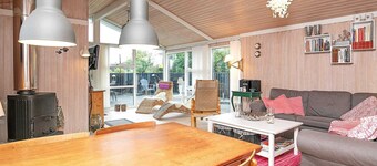 6 Person Holiday Home in Frederikshavn