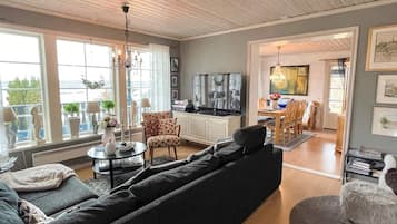 House | Interior