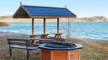 House | Outdoor dining