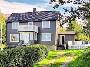 House | Exterior - 6 Person Holiday Home in Vevelstad (Vevelstad)