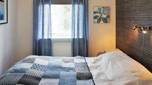 Room - Holiday Home in Uddevalla (Uddevalla)