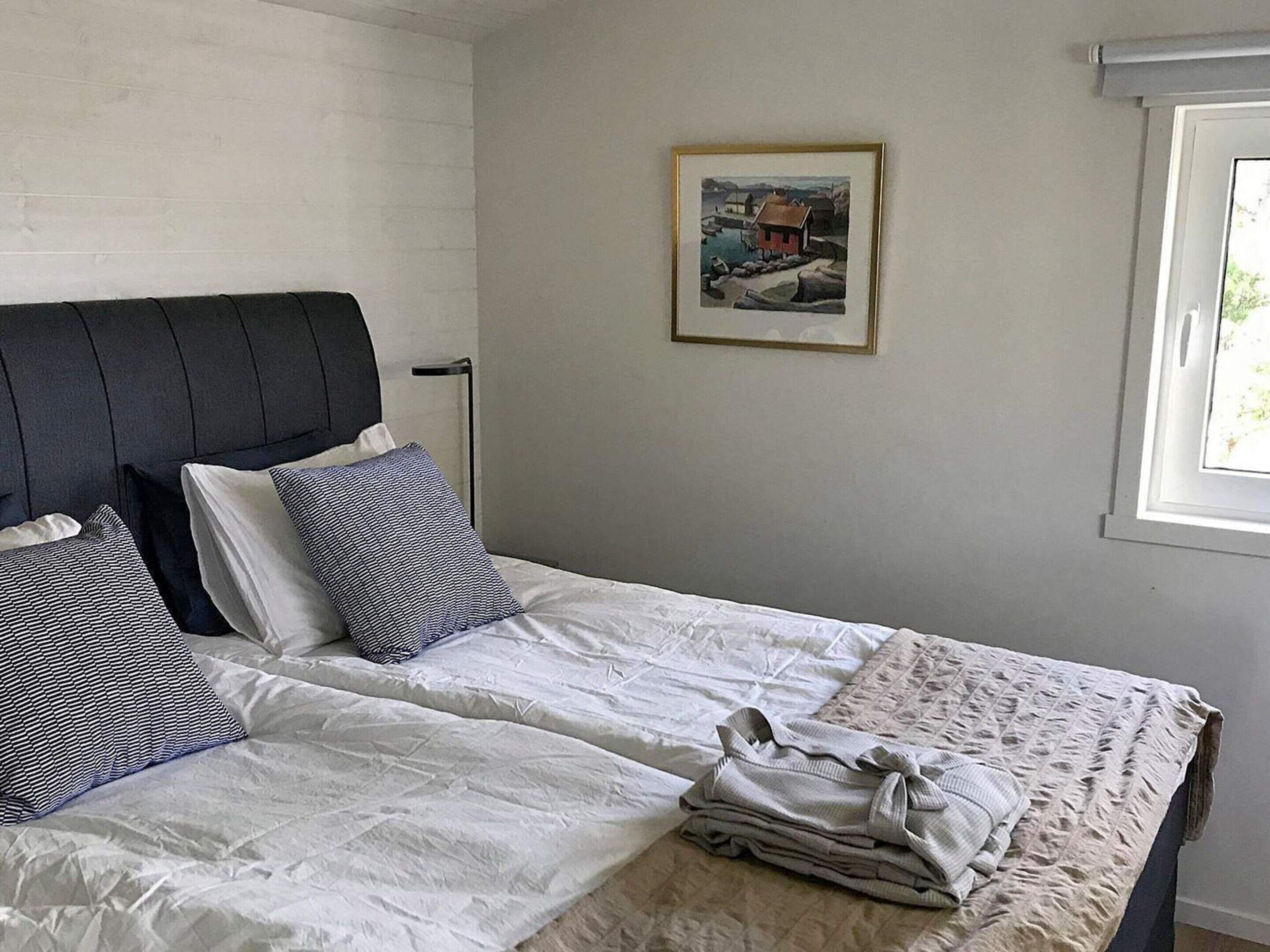 House | 2 bedrooms, individually furnished, bed sheets