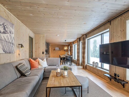 Stylish Cabin Retreat in Varden-by Traum