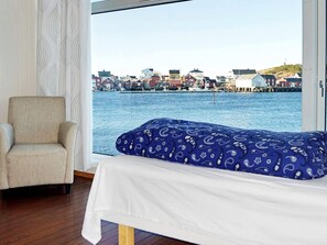 Apartment | Interior - 4 Person Holiday Home in Sula (Frøya)