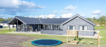 Enticing Holiday Home in Jutland With Swimming Pool